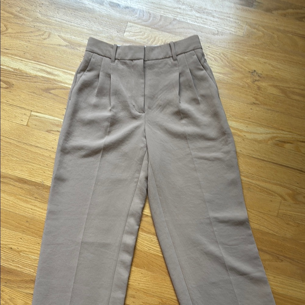Aritzia effortless pant